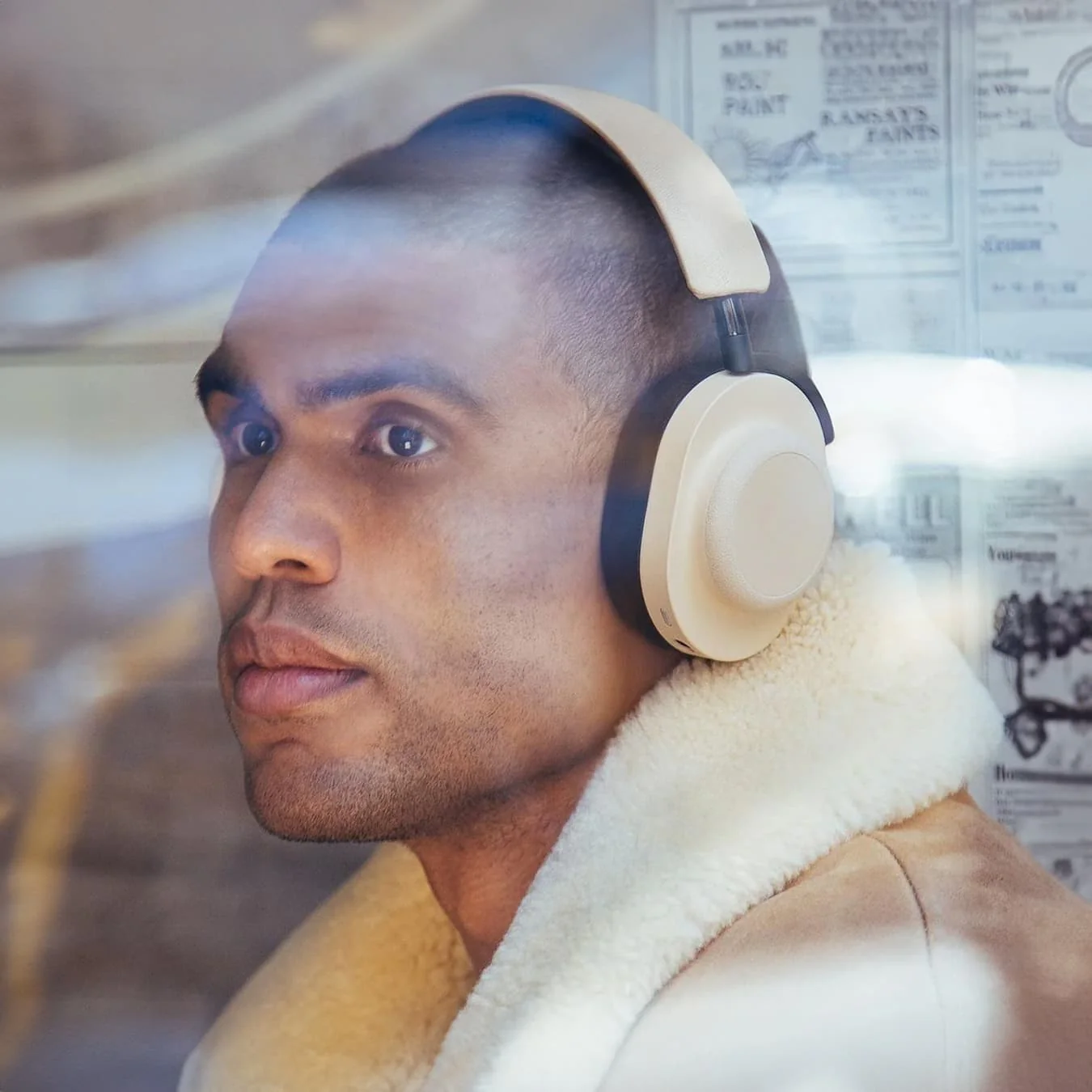 HP85—Wireless Gaming Headphones 7.5 - Image 2